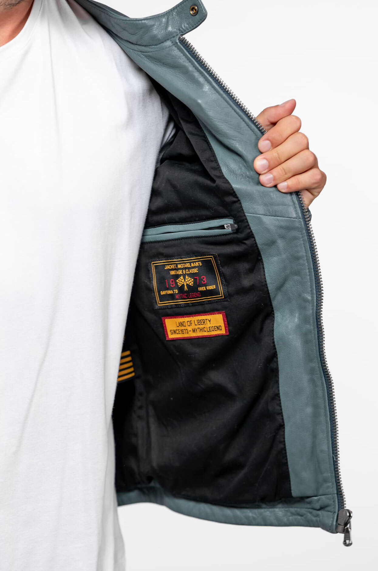 Vêtement en cuir Blousons cuir bleu