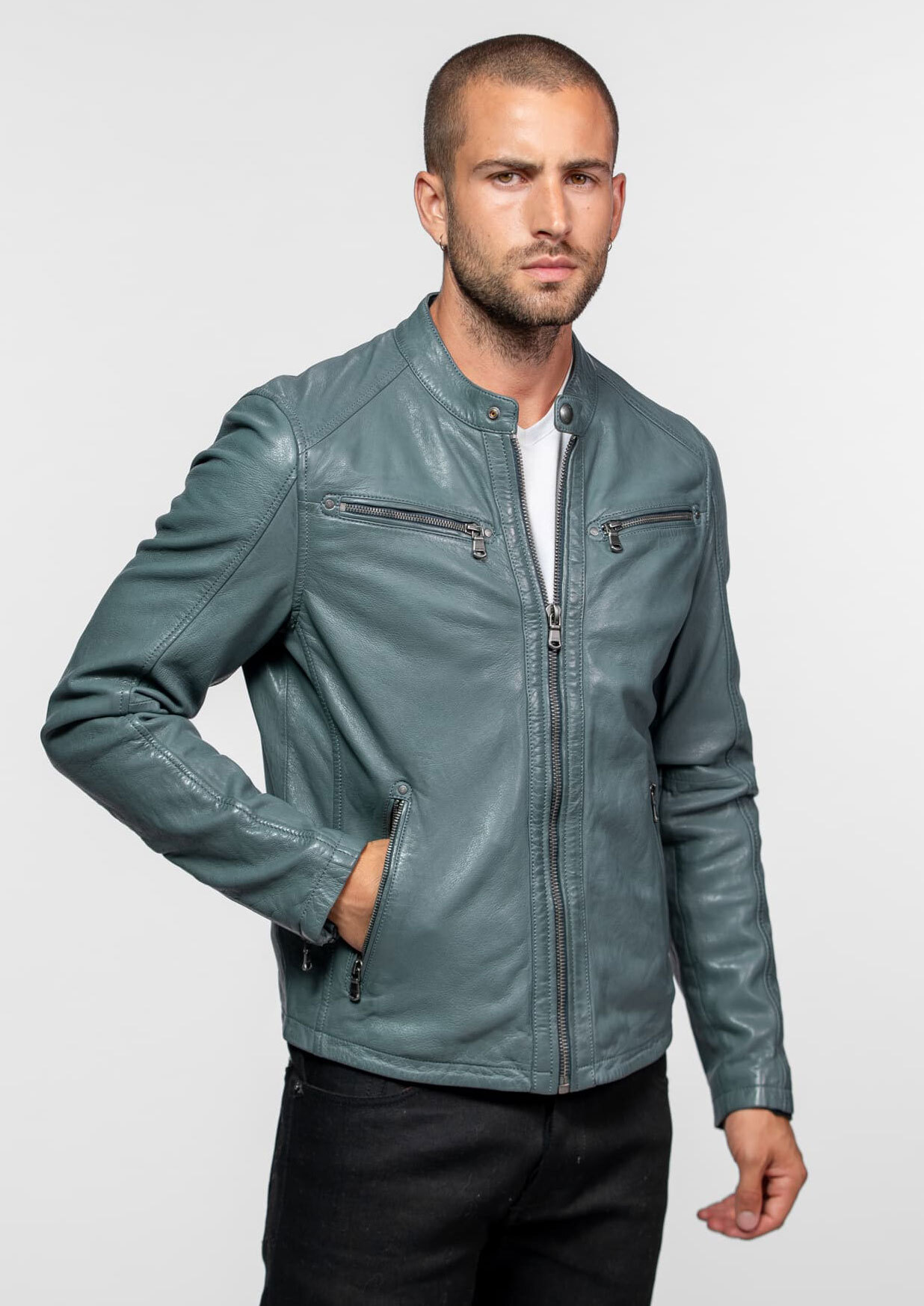 Vêtement en cuir Blousons cuir bleu