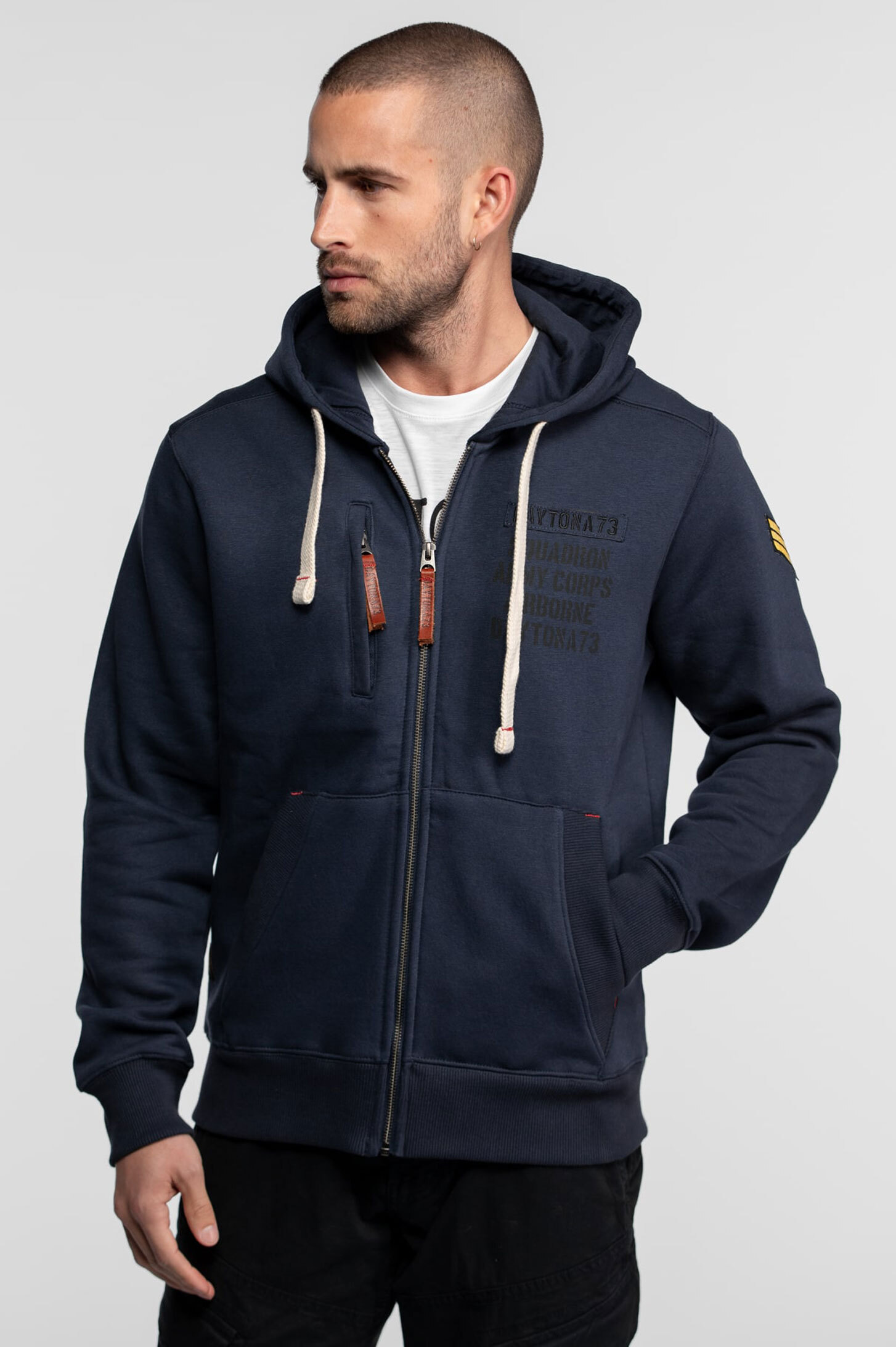 Vêtement en cuir Veste, parka & doudoune textile bleu