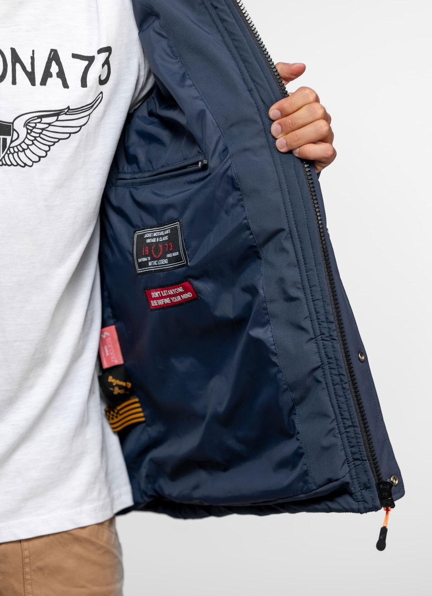 Vêtement en cuir Veste, parka & doudoune textile bleu