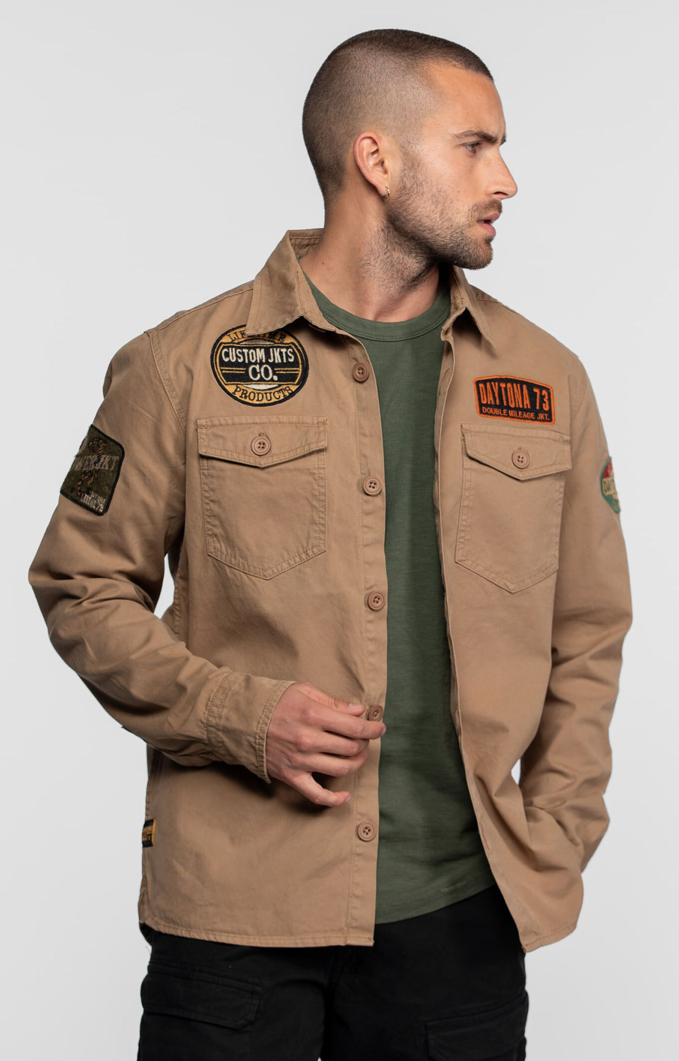 Vêtement en cuir Veste, parka & doudoune textile beige