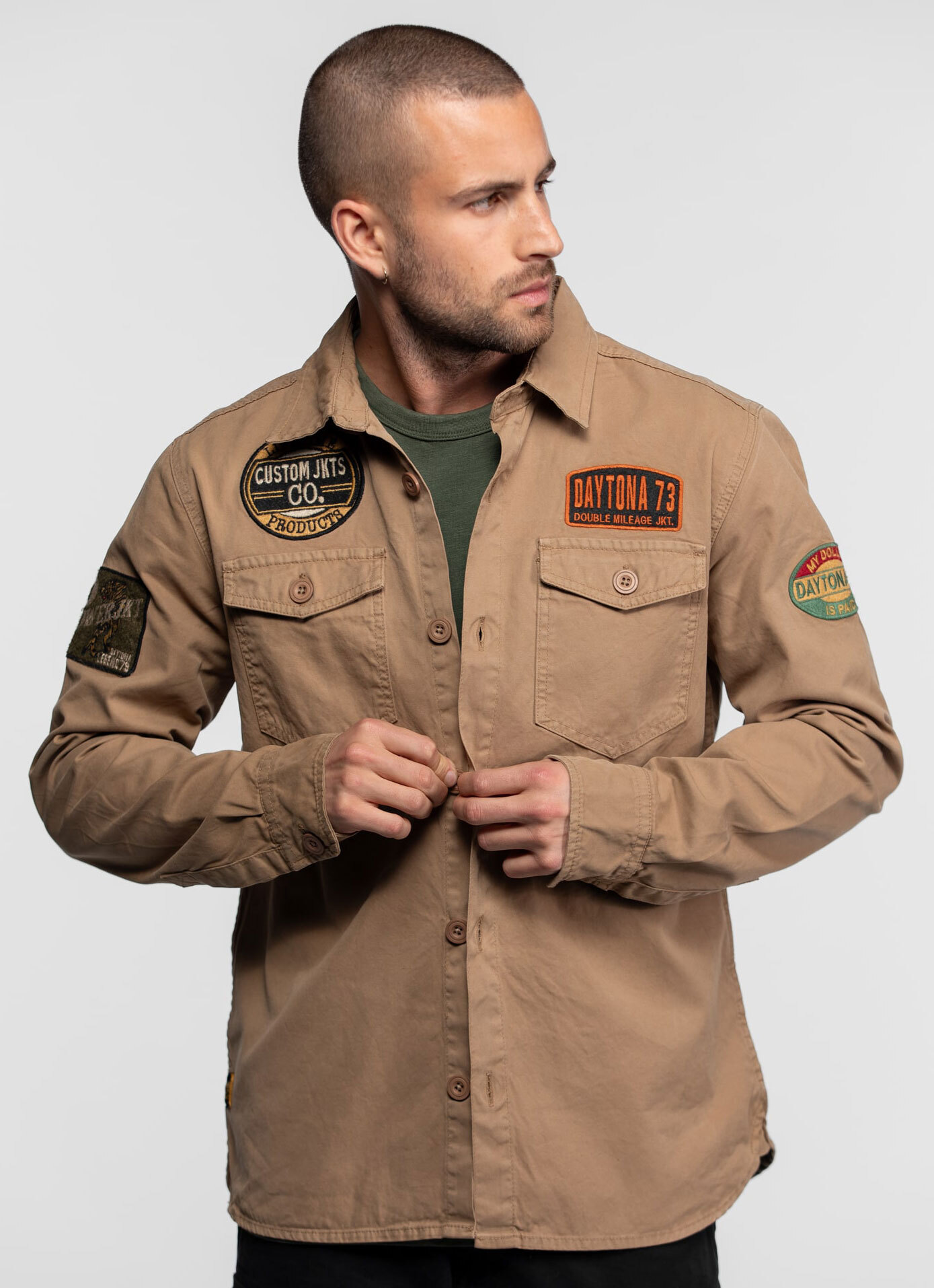 Vêtement en cuir Veste, parka & doudoune textile beige