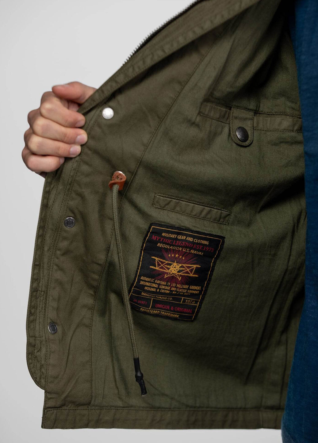 Vêtement en cuir Veste, parka & doudoune textile kaki