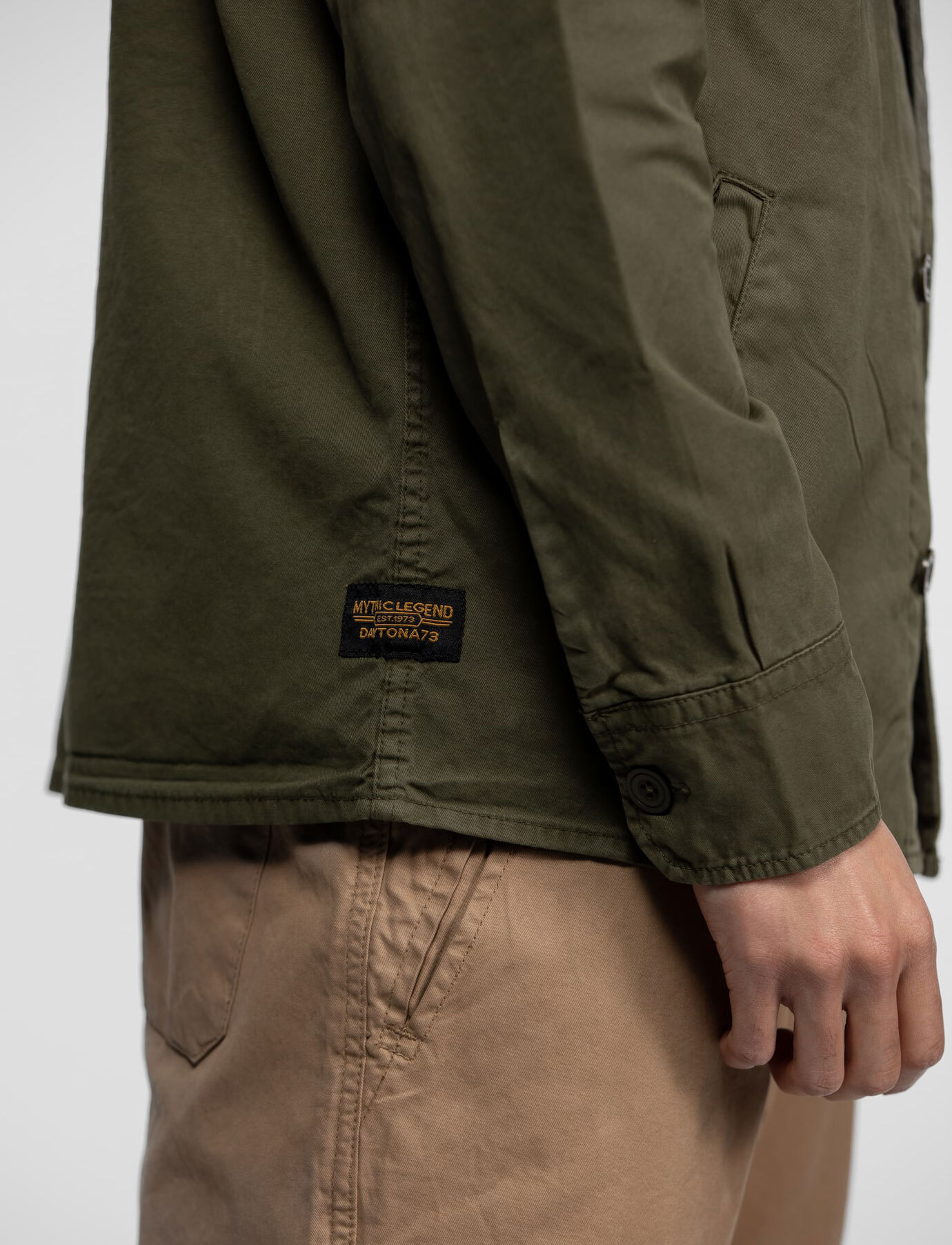 Vêtement en cuir Veste, parka & doudoune textile kaki