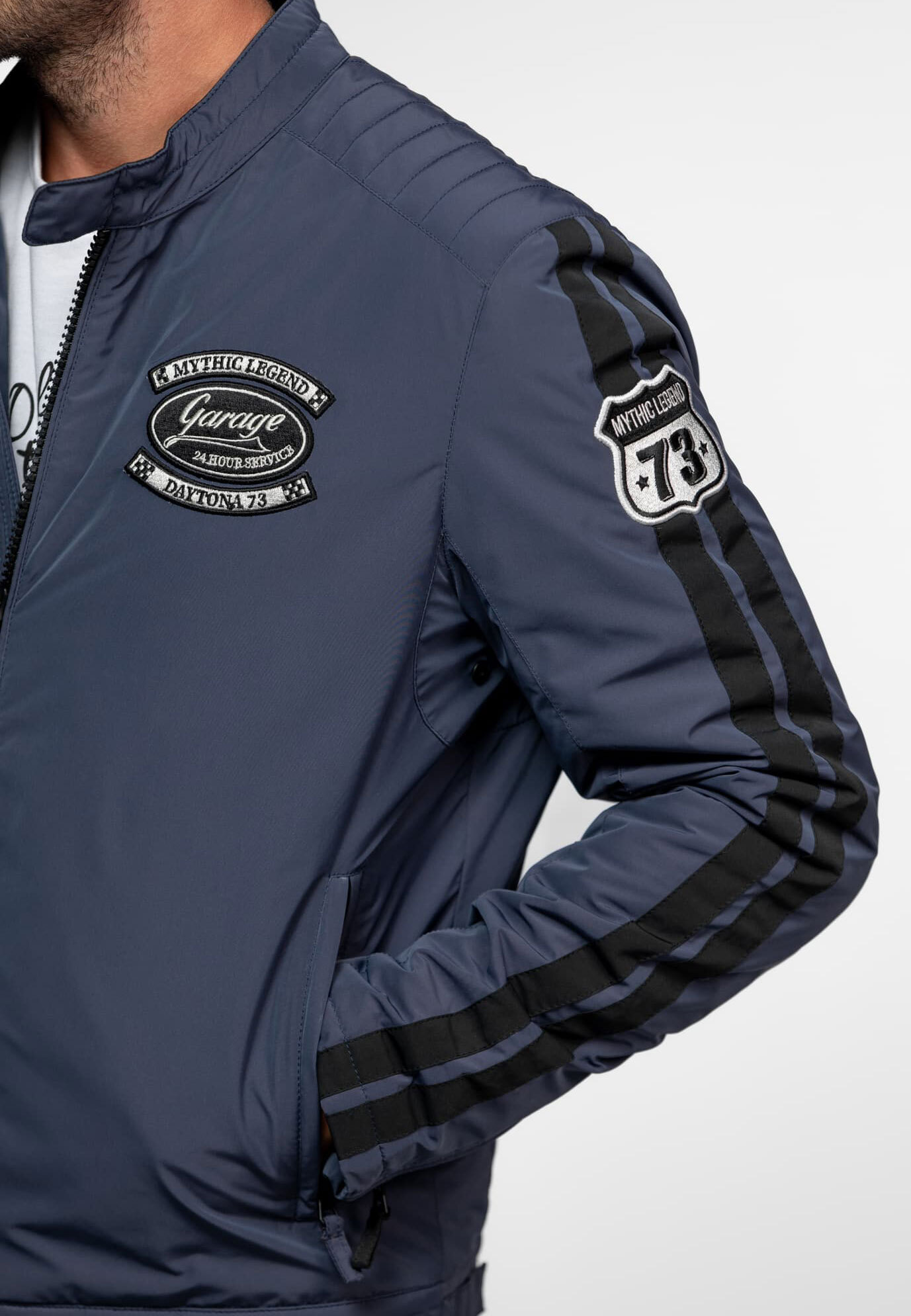 Vêtement en cuir Blousons textile bleu