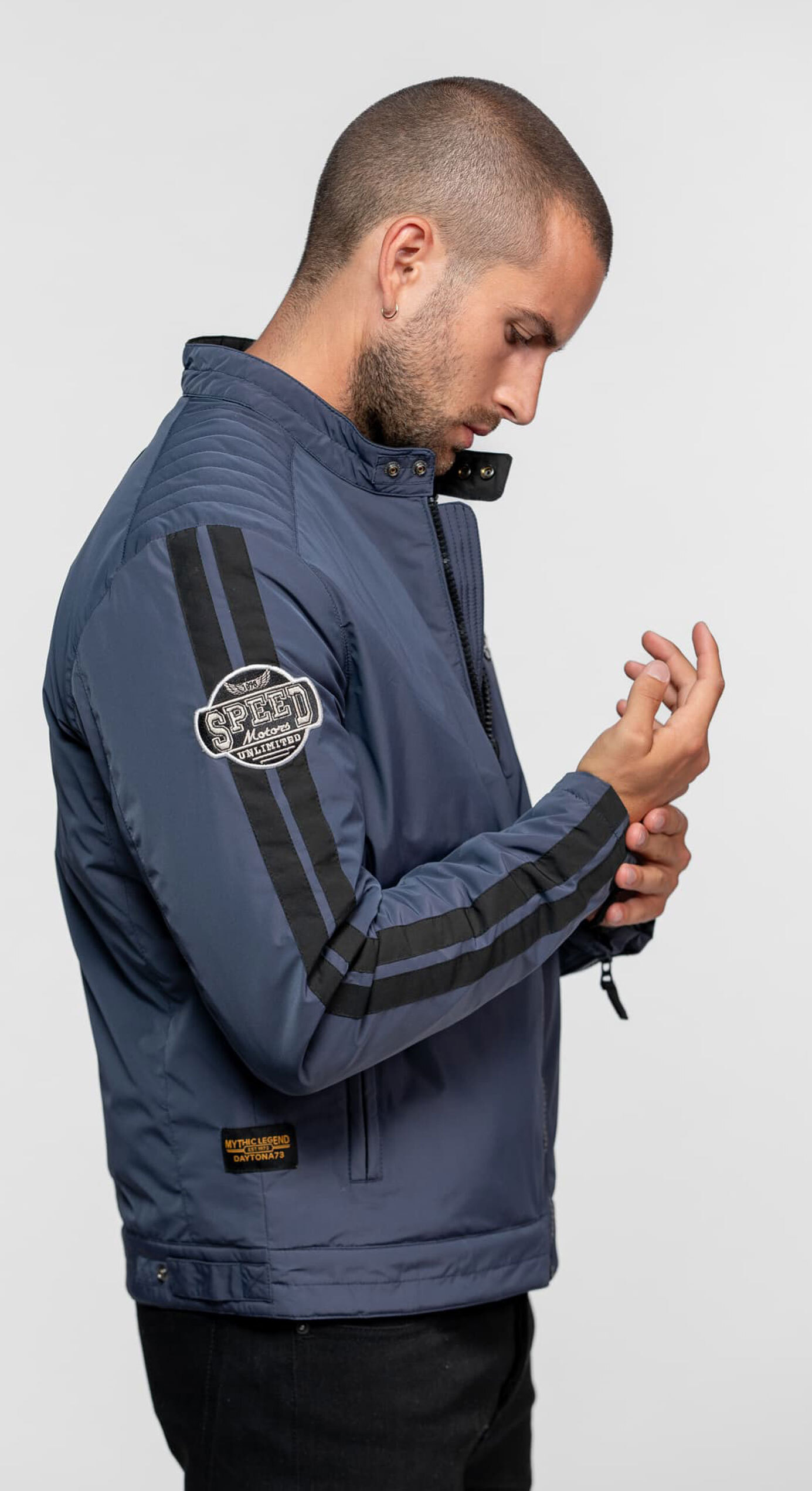 Vêtement en cuir Blousons textile bleu