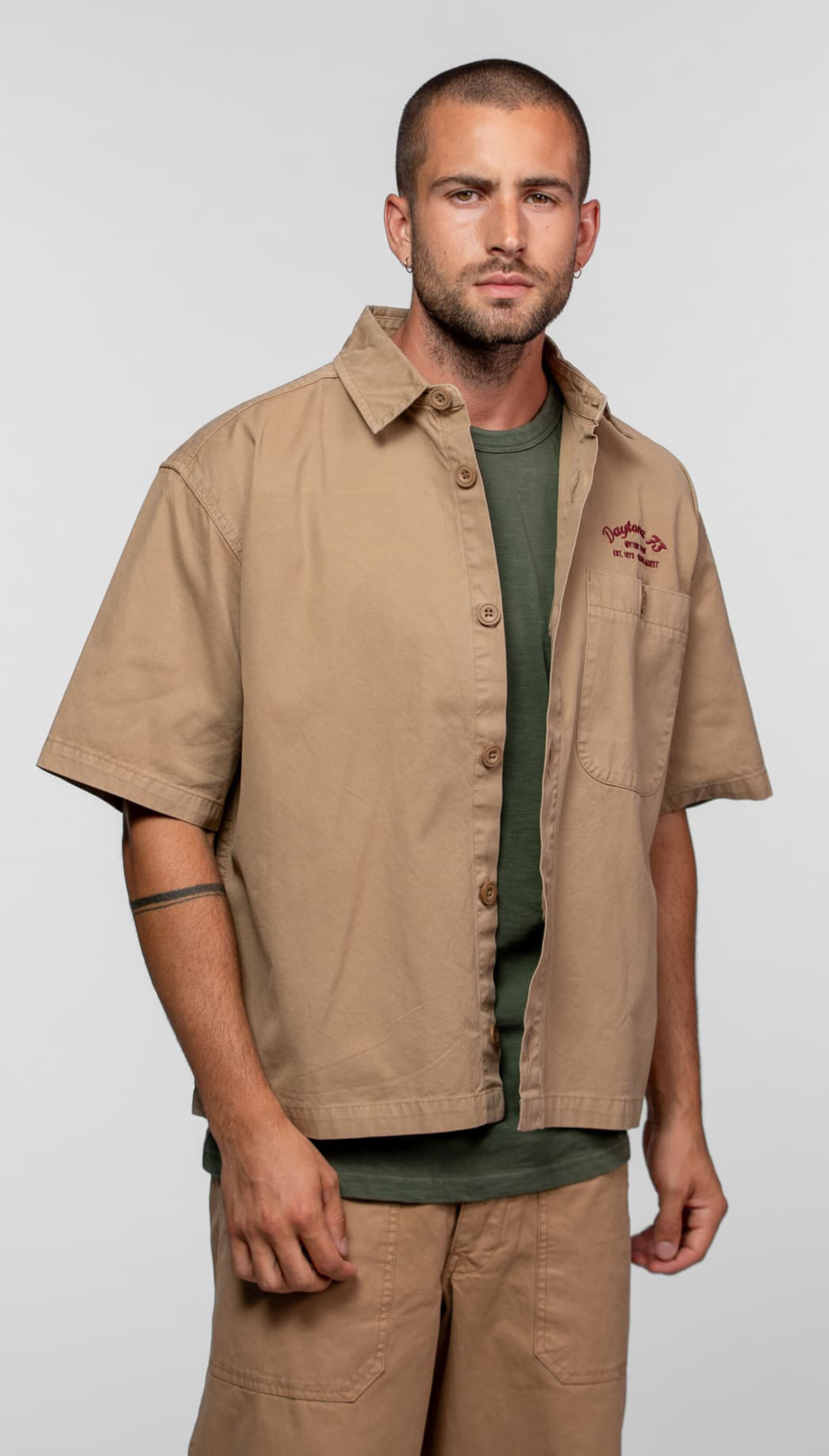 Vêtement en cuir Veste, parka & doudoune textile beige