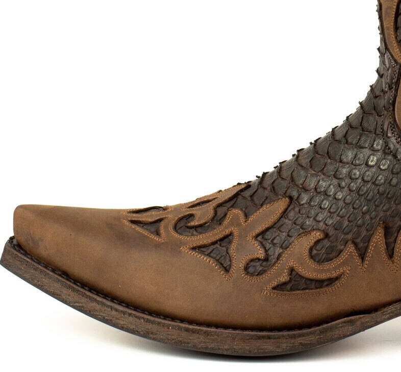 Vêtement en cuir Santiags & chaussures marron