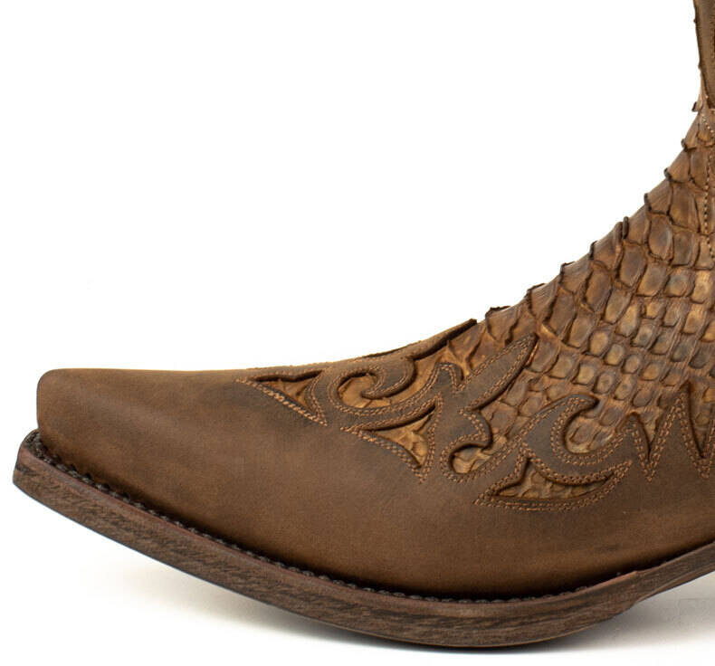 Vêtement en cuir Santiags & chaussures marron