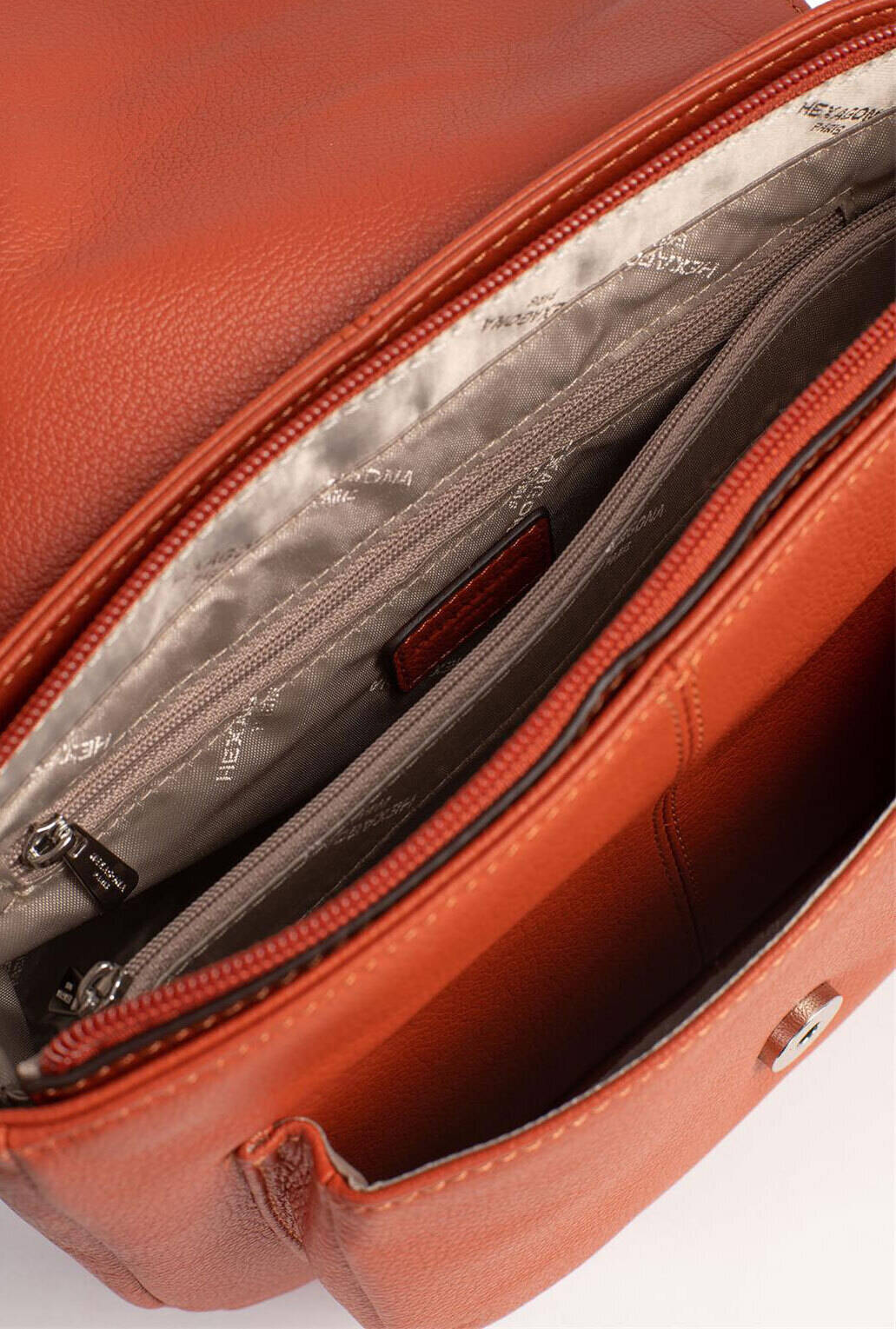 Vêtement en cuir Maroquinerie femme 