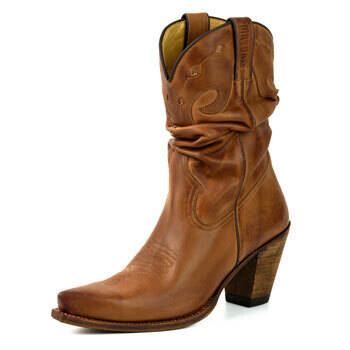 5-bottes-mayura-127-rony-totem