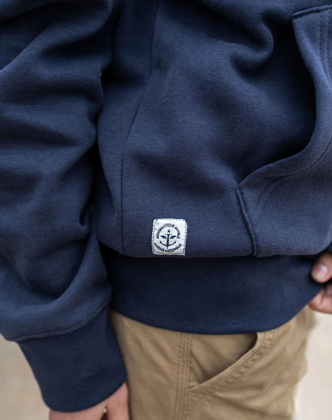 Vêtement en cuir Sweat / Pull bleu