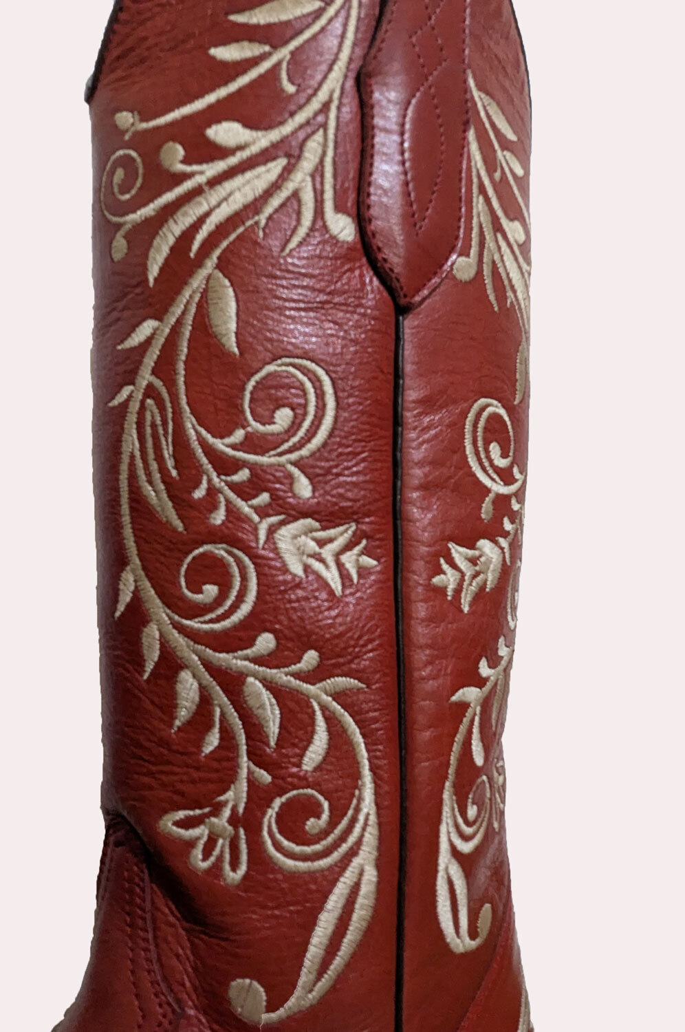 Vêtement en cuir Santiags femme rouge