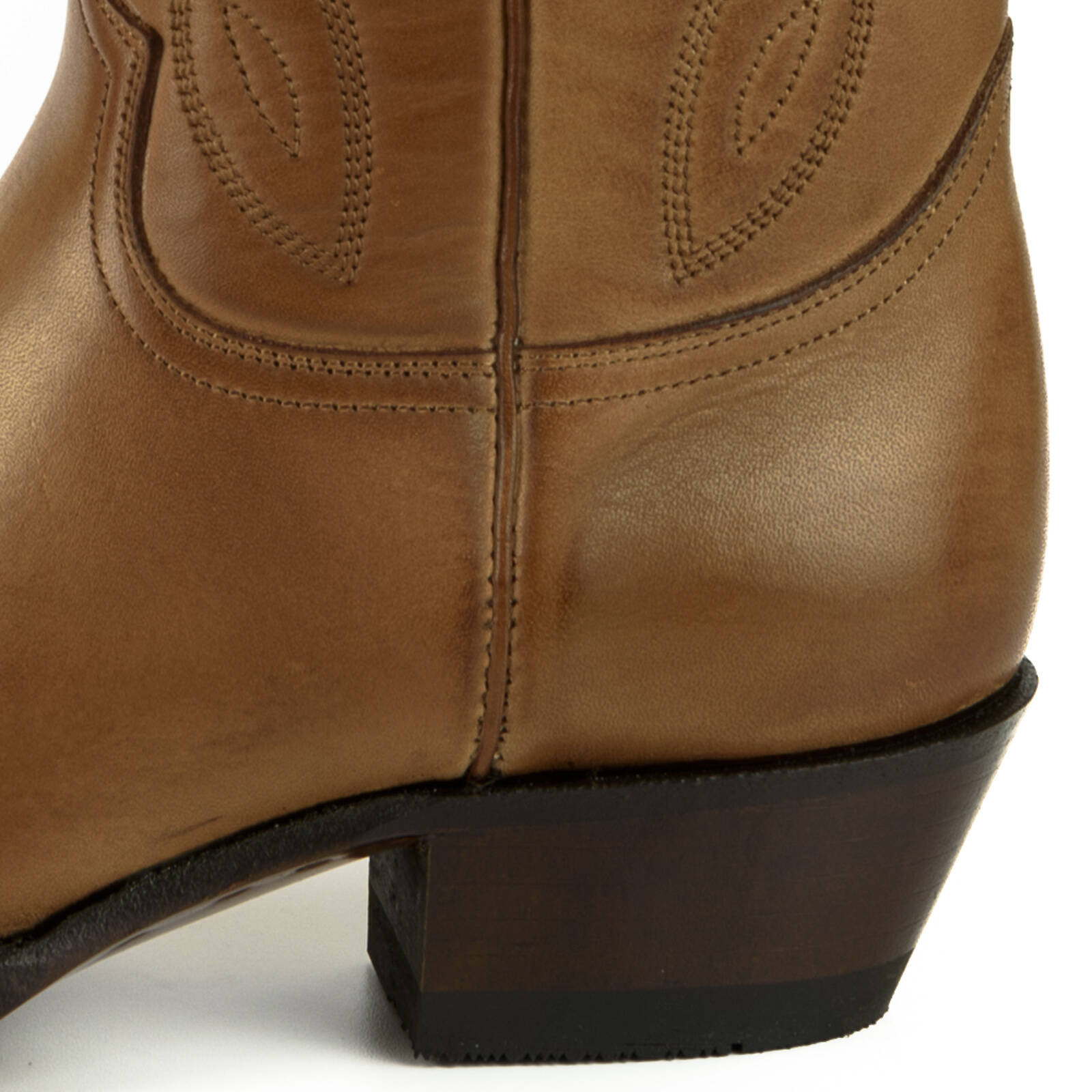 Vêtement en cuir Santiags femme camel