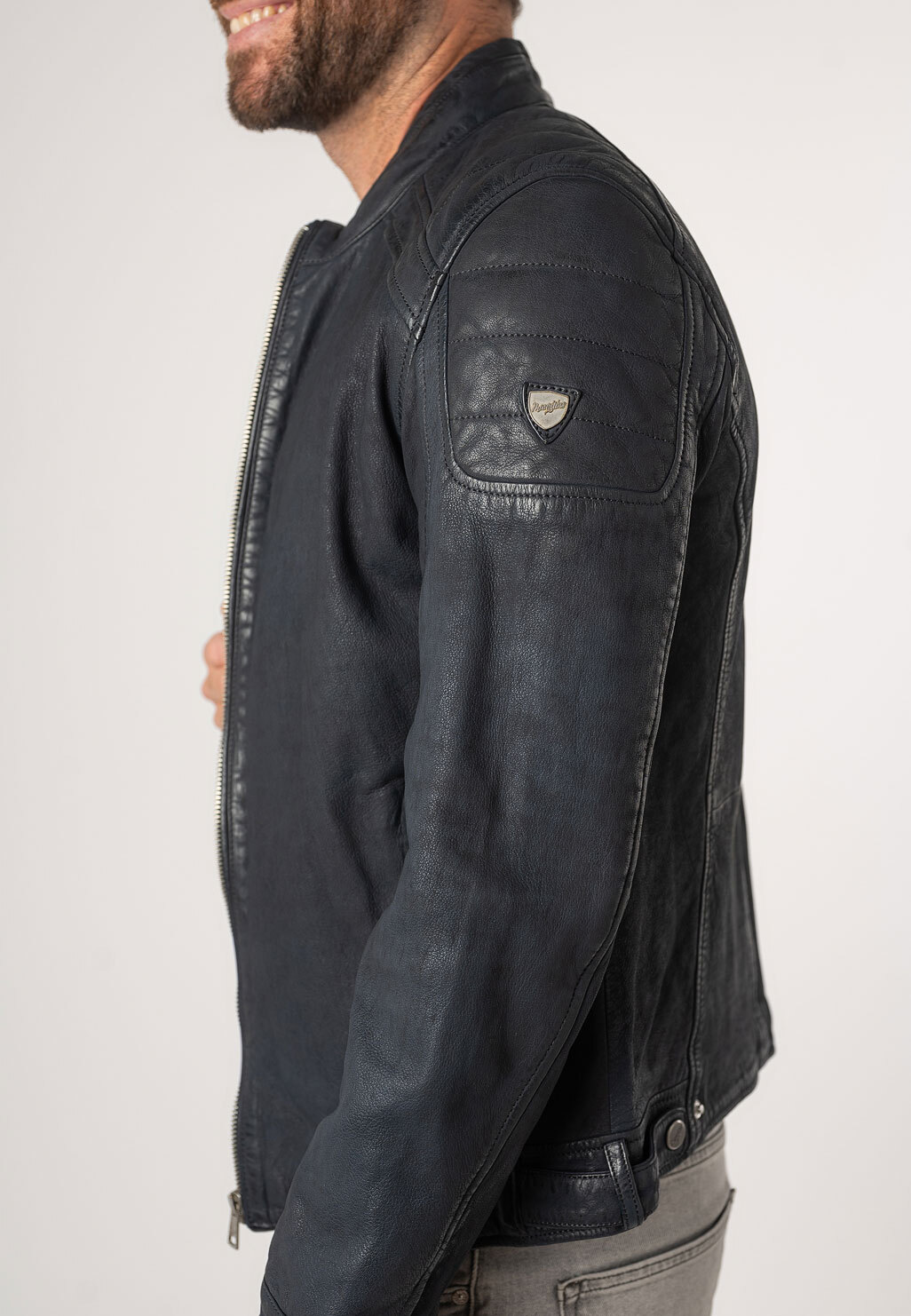 Vêtement en cuir Blousons cuir bleu