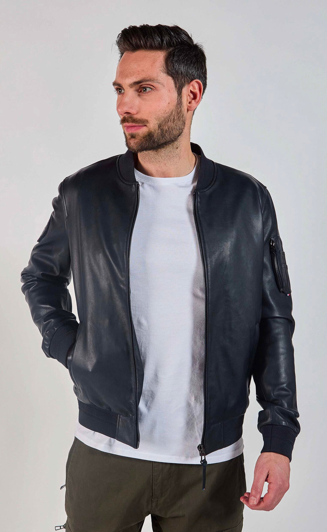 Vêtement en cuir Blousons cuir bleu