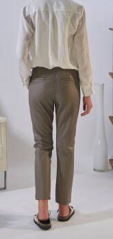 Vêtement en cuir Pantalon cuir beige