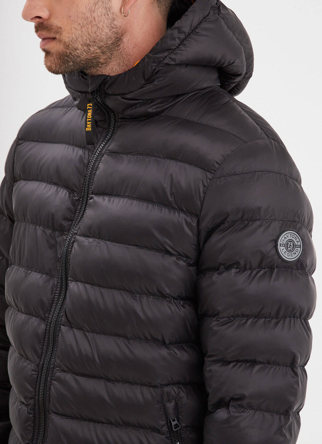 Vêtement en cuir Veste, parka & doudoune textile noir