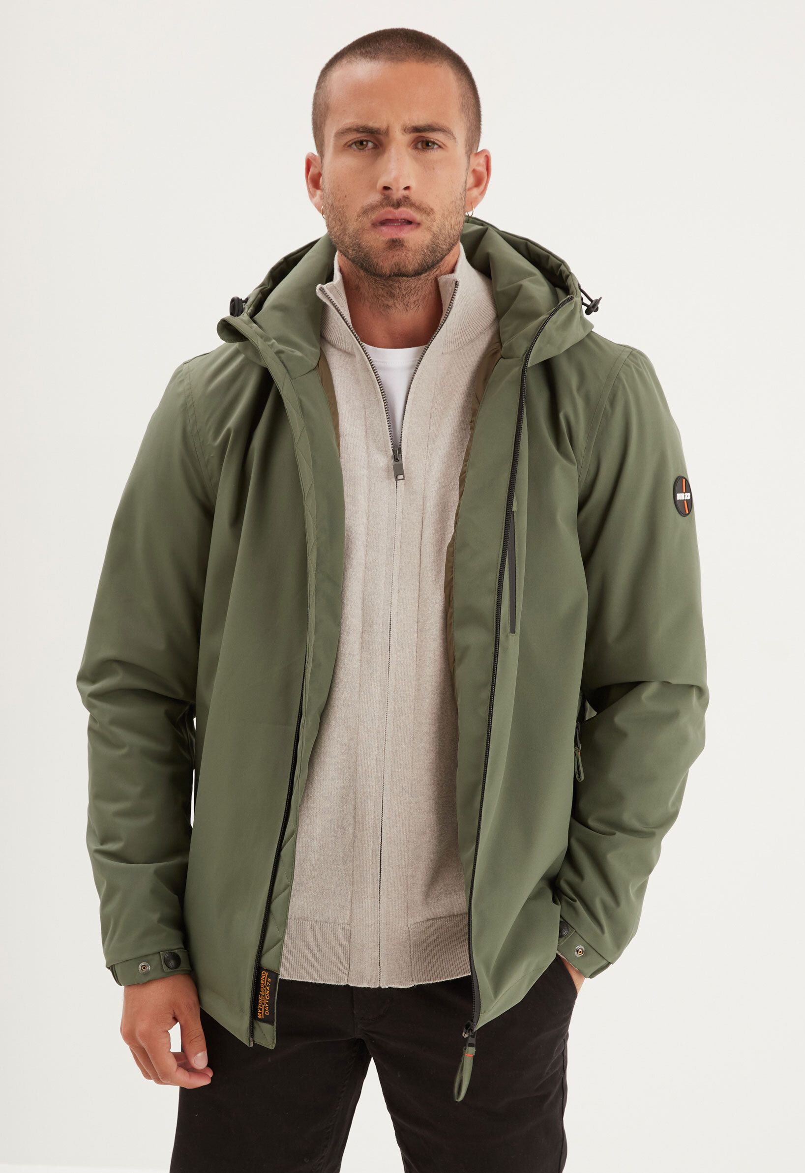 Vêtement en cuir Veste, parka & doudoune textile kaki