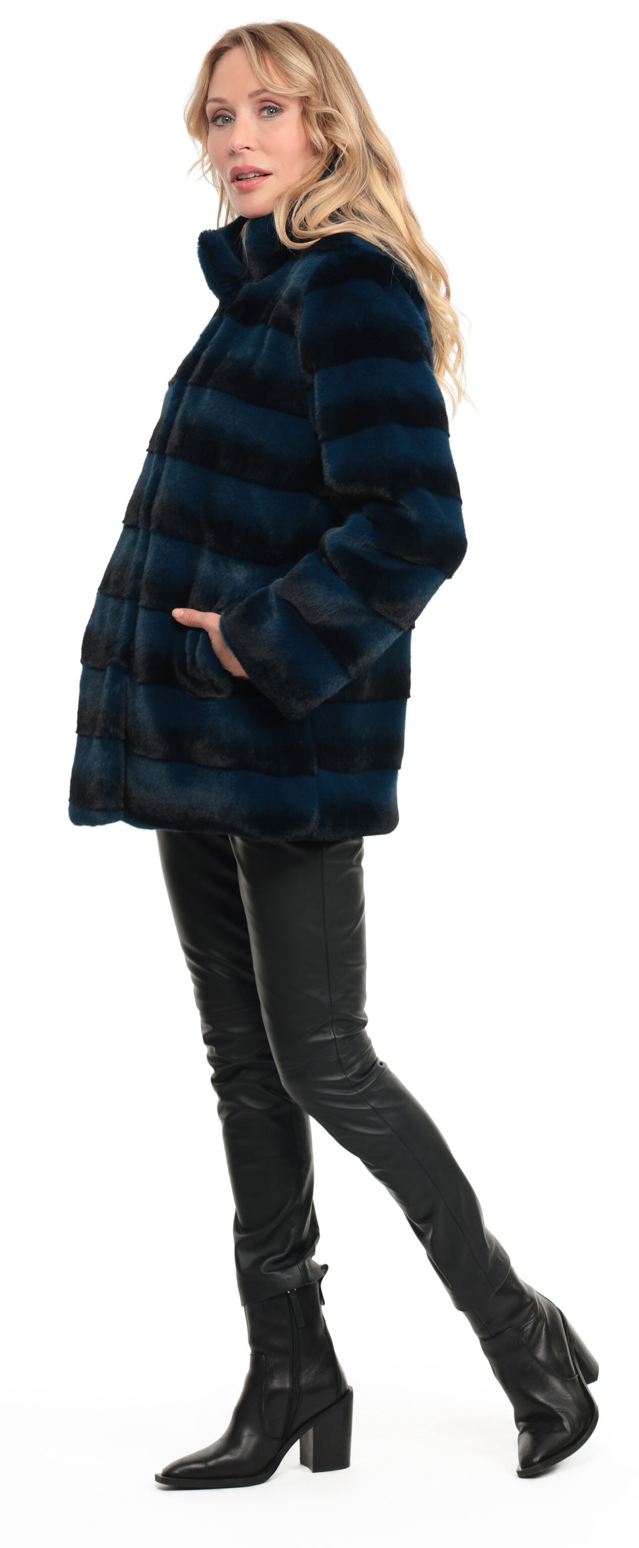 Vêtement en cuir Vestes cuir bleu