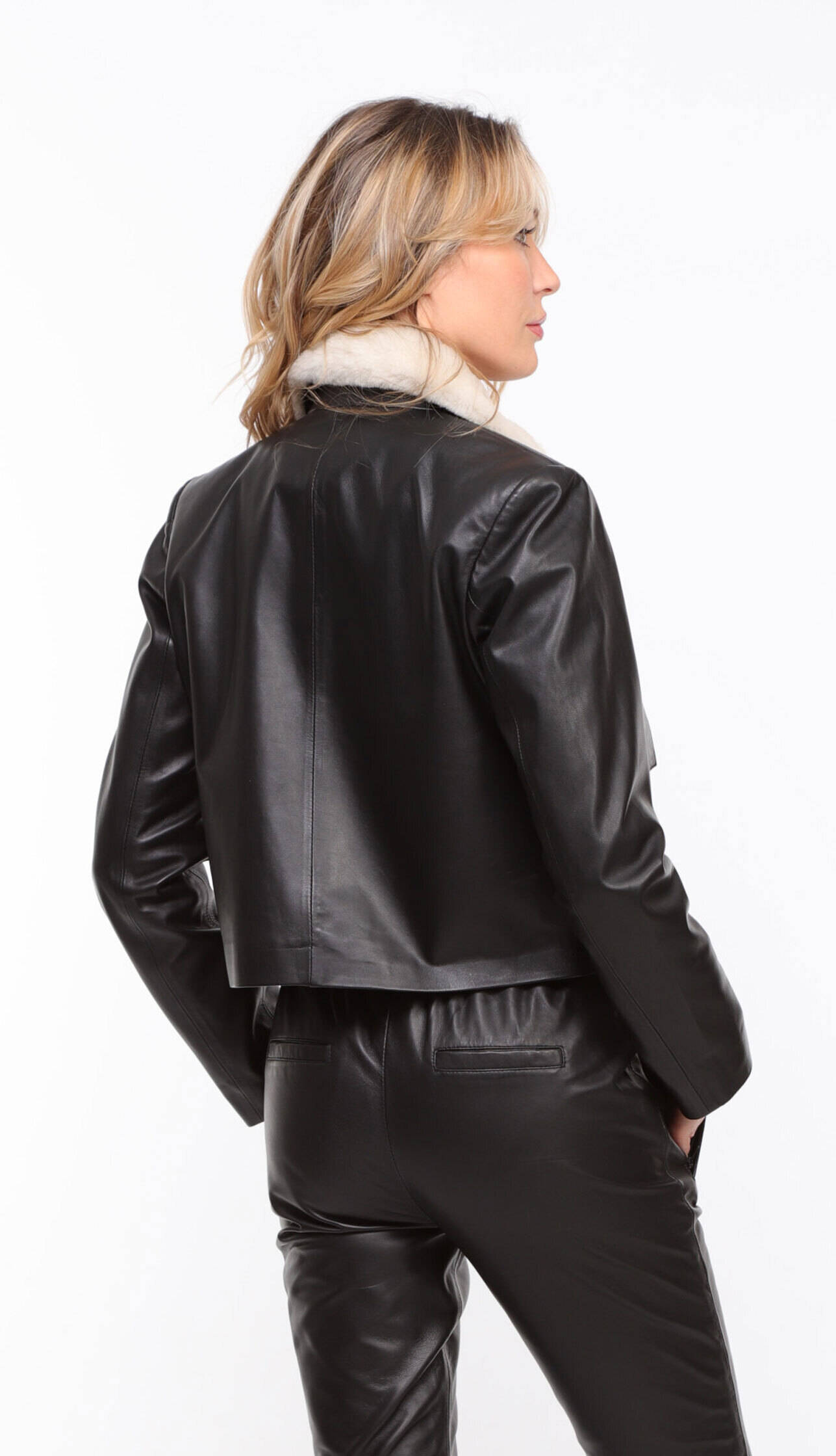 Vêtement en cuir Vestes cuir noir