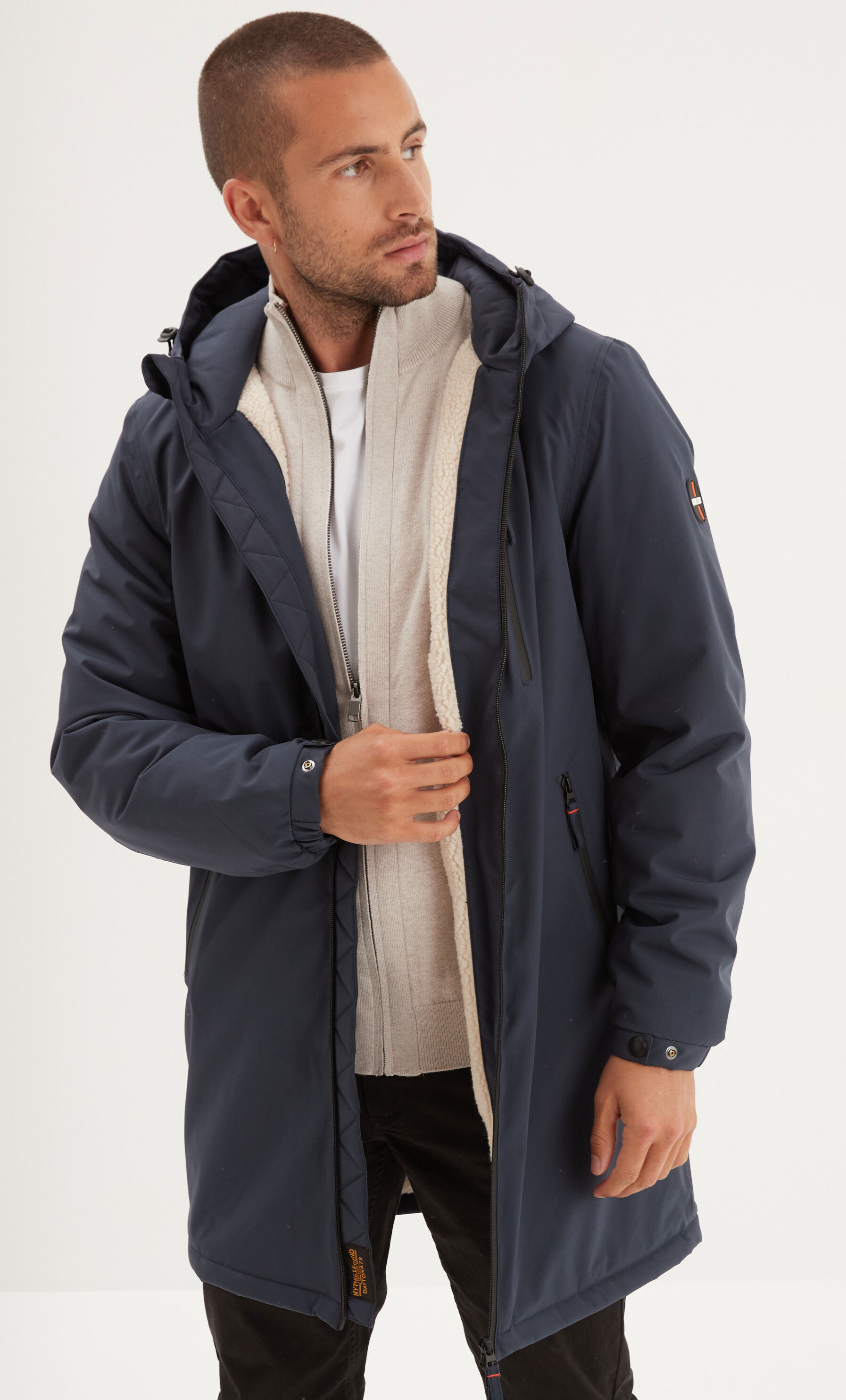 Vêtement en cuir Veste, parka & doudoune textile bleu