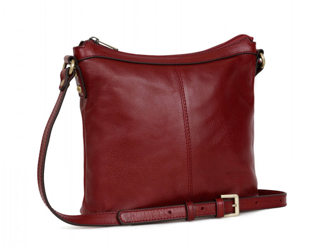 Vêtement en cuir Maroquinerie femme rouge