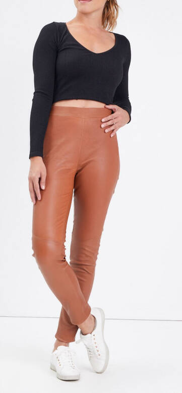 Vêtement en cuir Pantalon cuir cognac