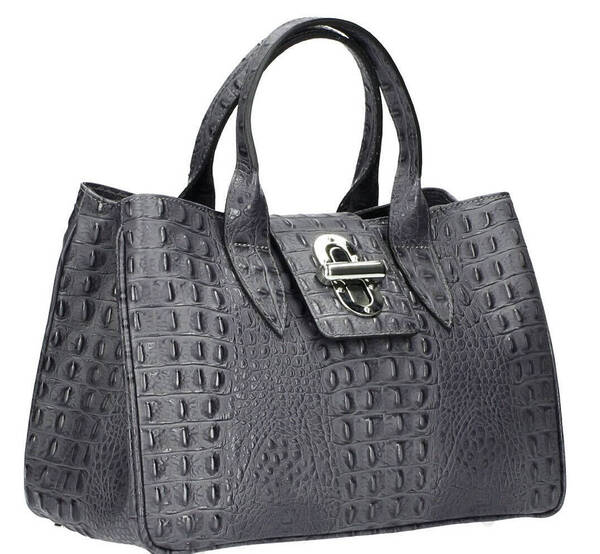 01-laura-bm11205-fm-fumo-3