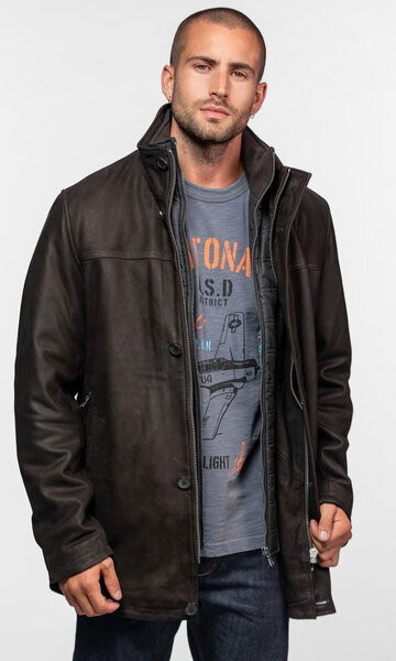 100977-TYLER-BROWN-(2)-min