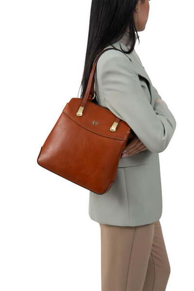 Vêtement en cuir Maroquinerie femme cognac