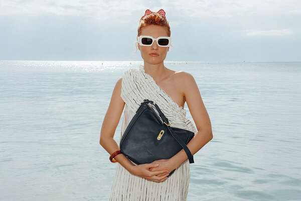 Vêtement en cuir Maroquinerie femme bleu