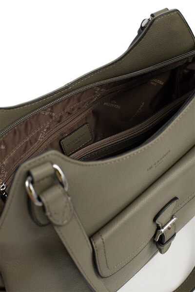 6880225-olive-interieur