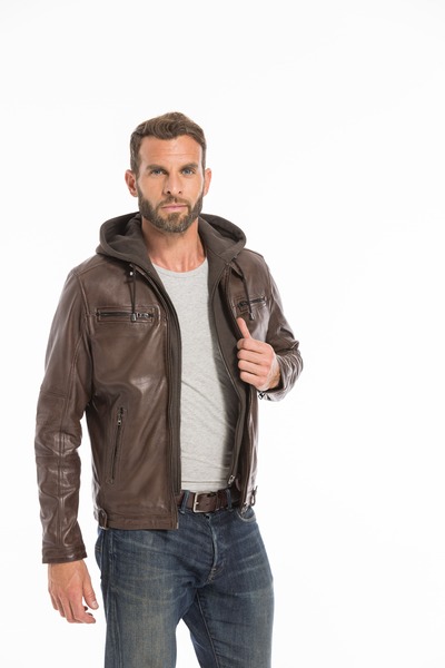 CG-23-HOMME-MARIO-MARRON-25598