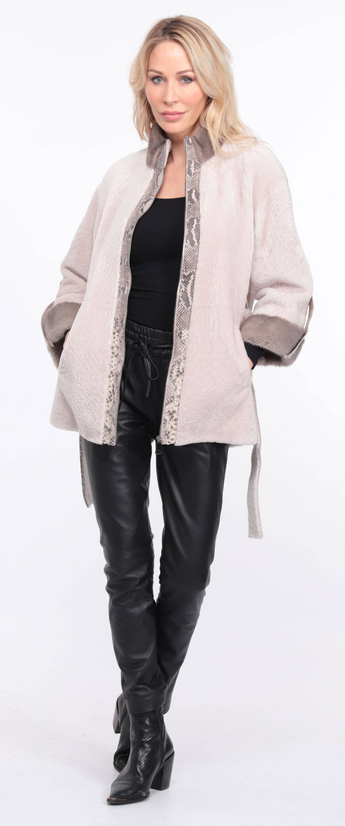 Vêtement en cuir Vestes cuir beige